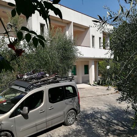 Casa Vacanze Pizzone Apartamento Peschici Exterior foto